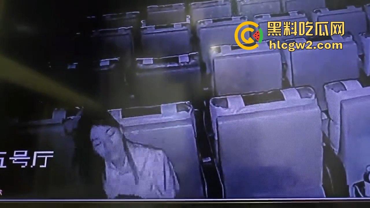 你这是被鬼附身了还是真这么爽 在电影院做爱真的这么刺激销魂吗-7