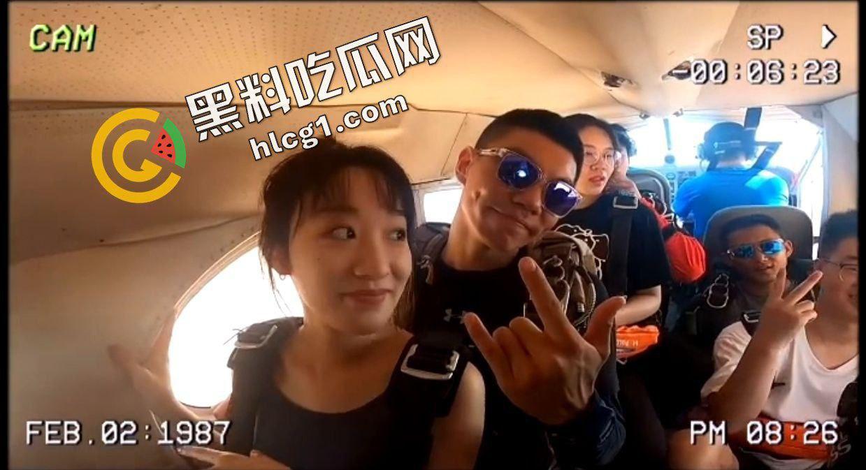 上海交通大学拜金女『叶璇』与多金男友谈恋爱 要求对方给自己买包包 带去跳伞才能操 被操视频流出-1