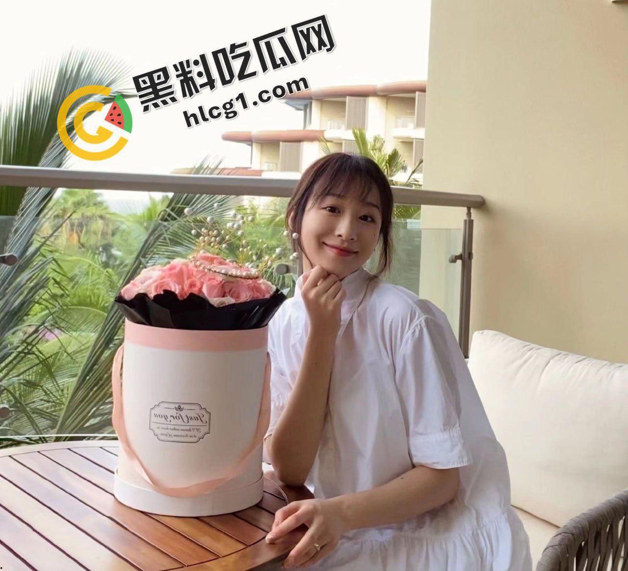 上海交通大学拜金女『叶璇』与多金男友谈恋爱 要求对方给自己买包包 带去跳伞才能操 被操视频流出-4