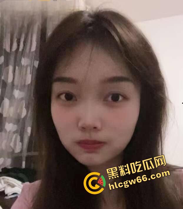 商丘职院清纯校花『孙秋雨』私下偷约炮被干成狗,后入视频流出骚到全网爆炸!-2