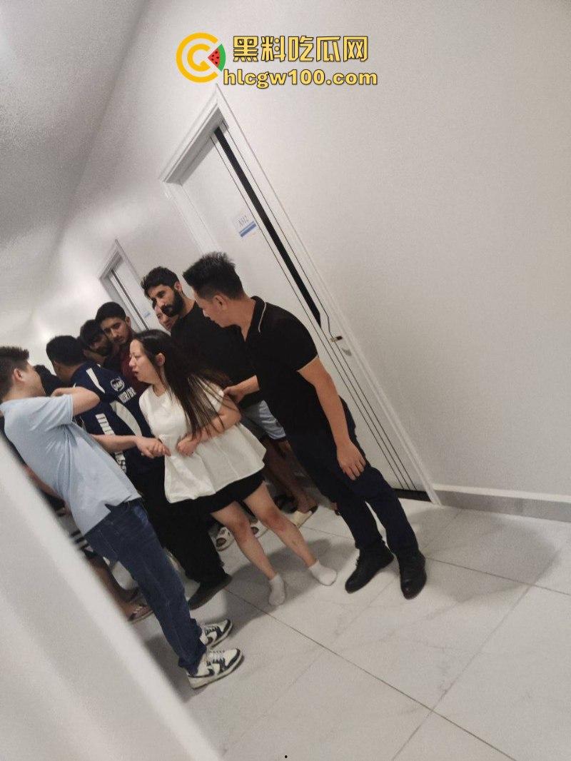 柬埔寨园区真实情况爆料！主管随意强奷女性 每天上演电棍烤肉惨叫连连-1