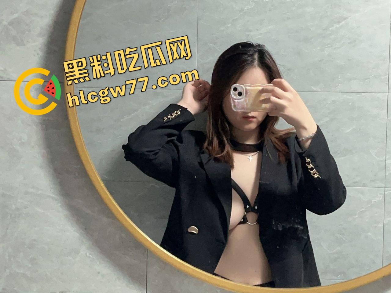 四川美术学院极品女大学生『欧阳颜』闷骚自拍流出 36D巨乳翘臀 粉嫩骚穴湿成水帘洞!-5