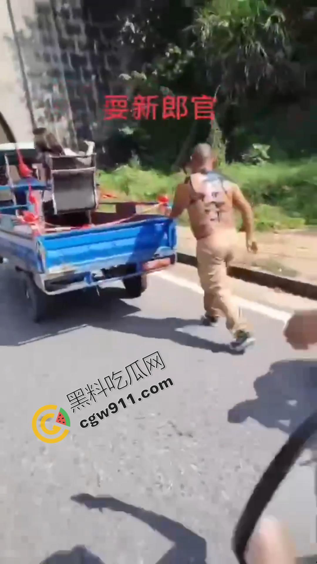 疯狂新潮！男人与充气娃娃狂热交欢，大操大办婚宴，现场嘉宾欢呼不断，意乱情迷的狂欢场面曝光！-8