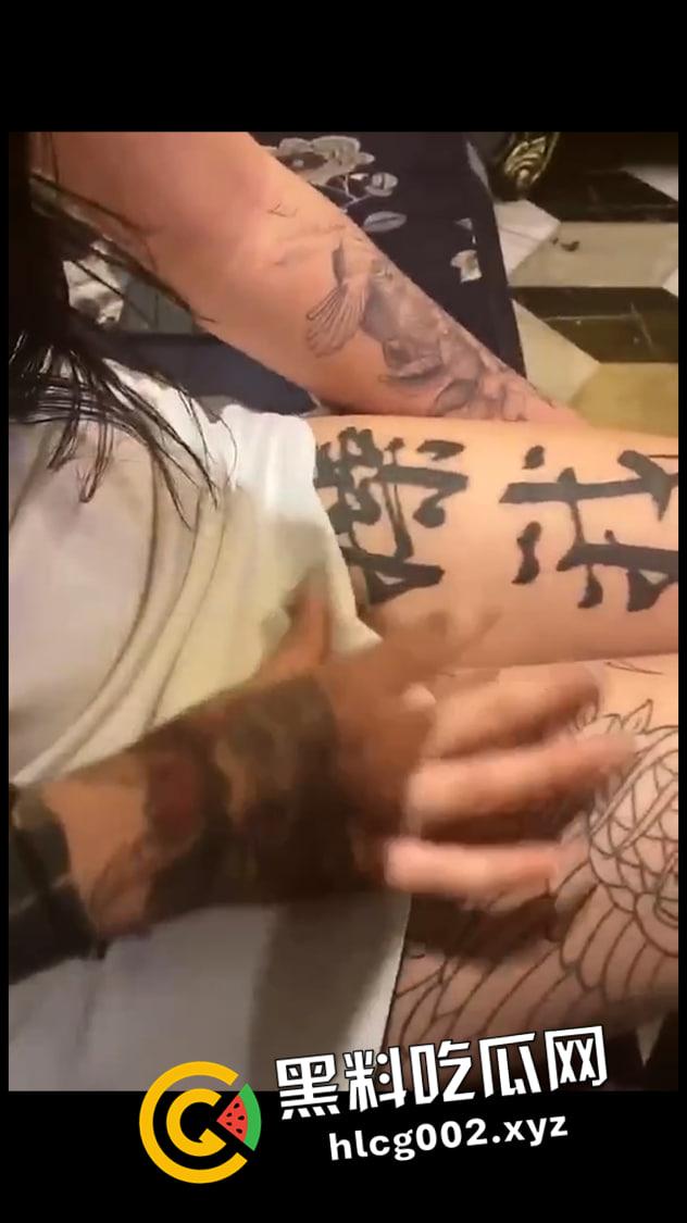 玩归玩 闹归闹 KTV里别拍照！选妃现场  难道这就是天堂吗-1