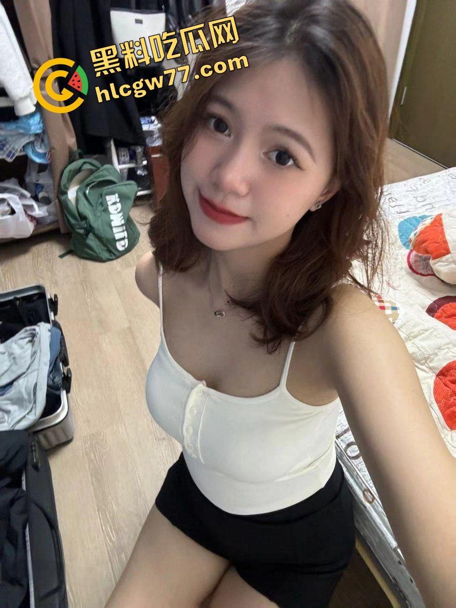 世界上最大的背刺,成都女孩【周然】手机借闺蜜打游戏,结果闺蜜偷看到她大量私密,友谊当场粉碎!-3