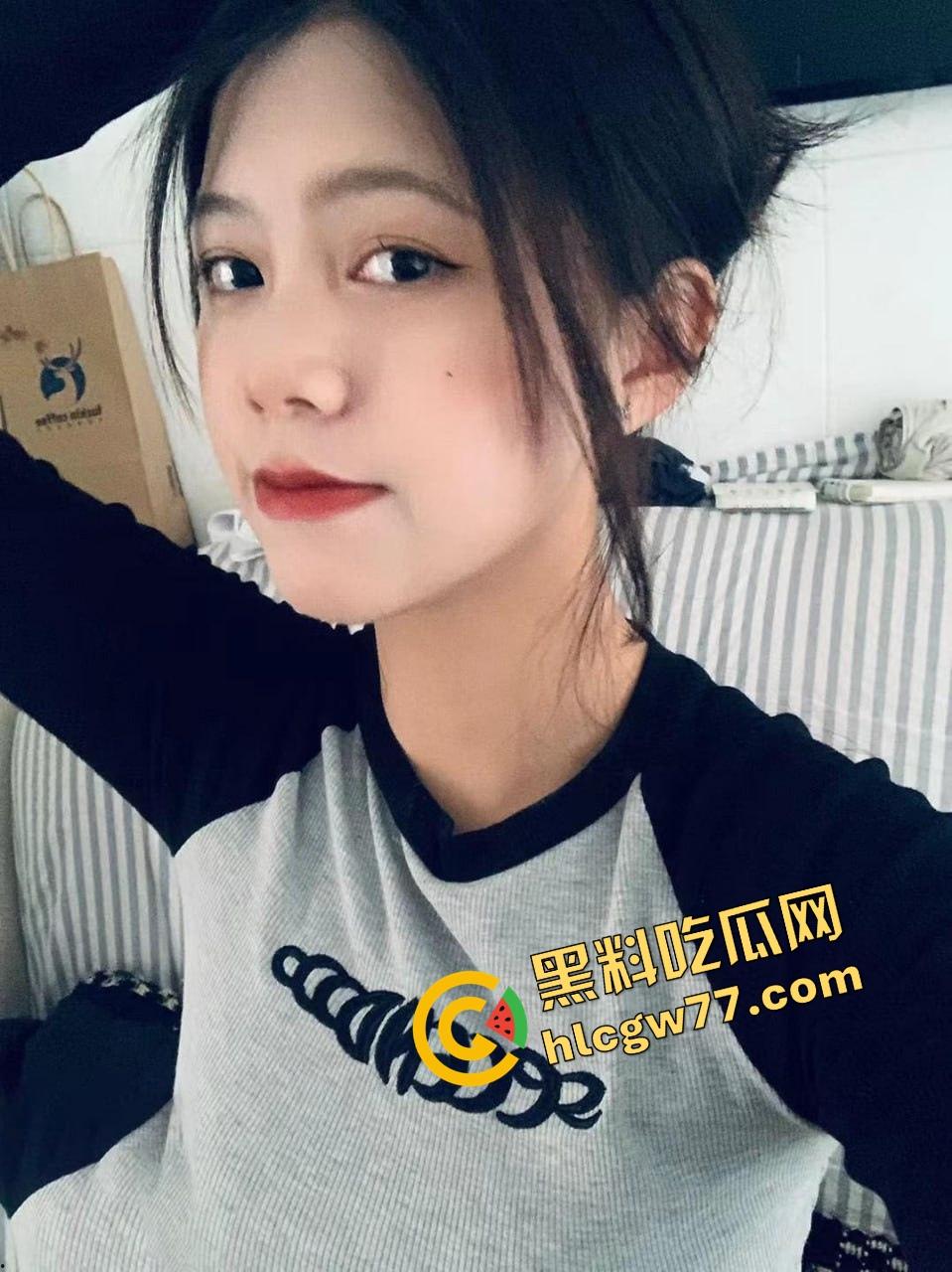 世界上最大的背刺,成都女孩【周然】手机借闺蜜打游戏,结果闺蜜偷看到她大量私密,友谊当场粉碎!-5