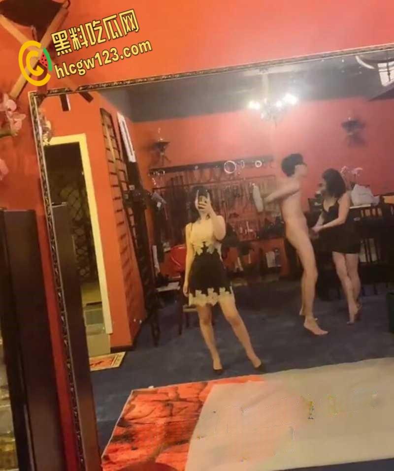 富姐玩弄小公狗,SM捆绑玩弄龟头,据说包养月薪5w料友心动的请报名!-1