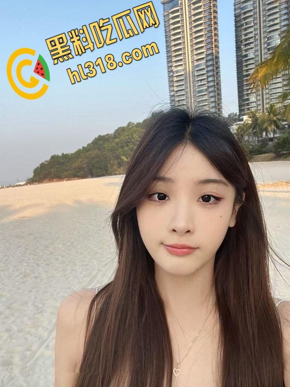 广西南宁极品模特【吴佳琪】,清纯反差性感身材,情趣黑丝翘着屁股口交,无套后入淫叫不止!-1