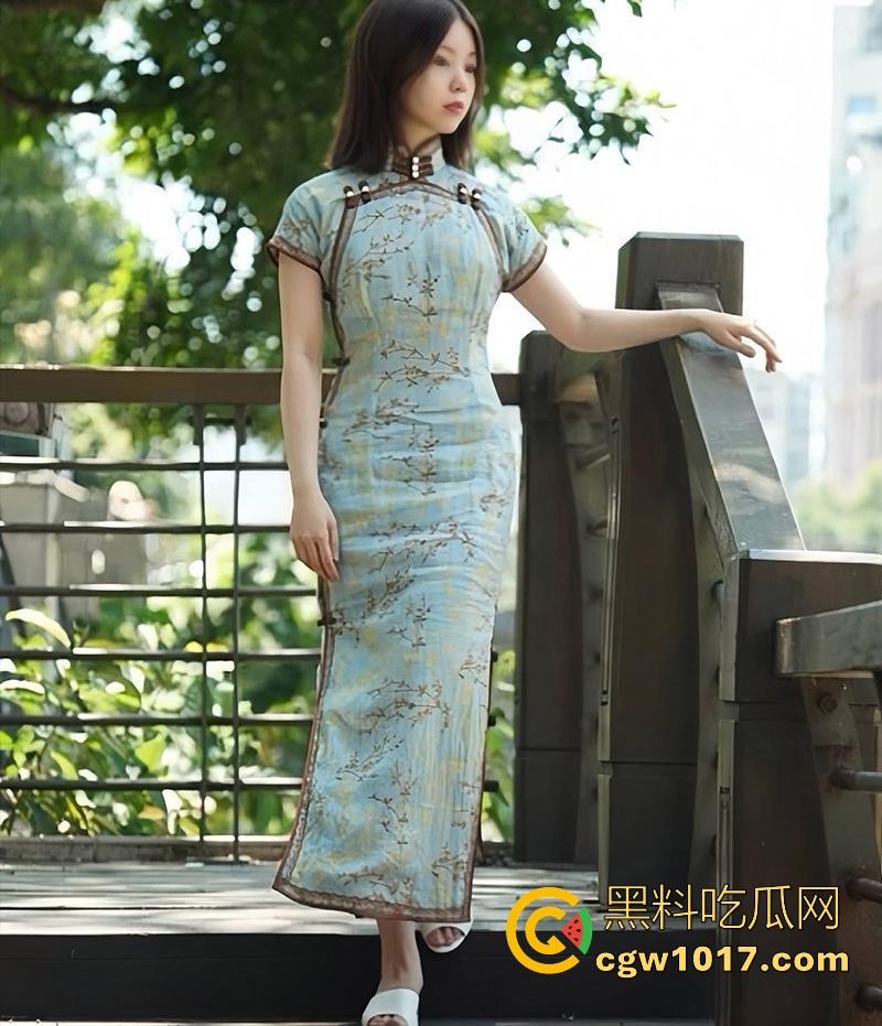 广州大学极品骚货【李嘉馨】私密视频流出，邻家甜妹化身风骚淫娃，露脸女上位观音坐莲疯狂榨精！-2