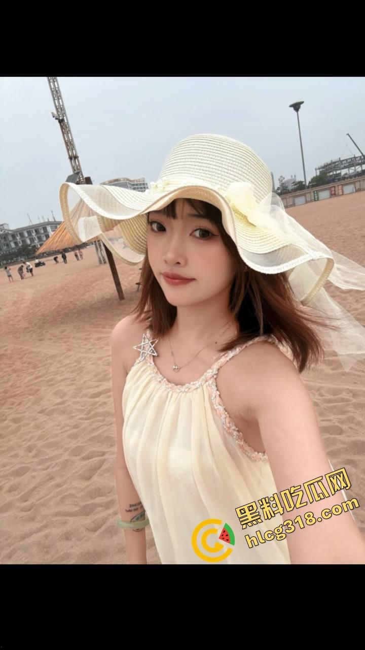 嫂子真是极品小母狗,活儿太野逼太紧,让人一操上瘾根本拔不出来,怪不得大哥天天吃生蚝韭菜!-1