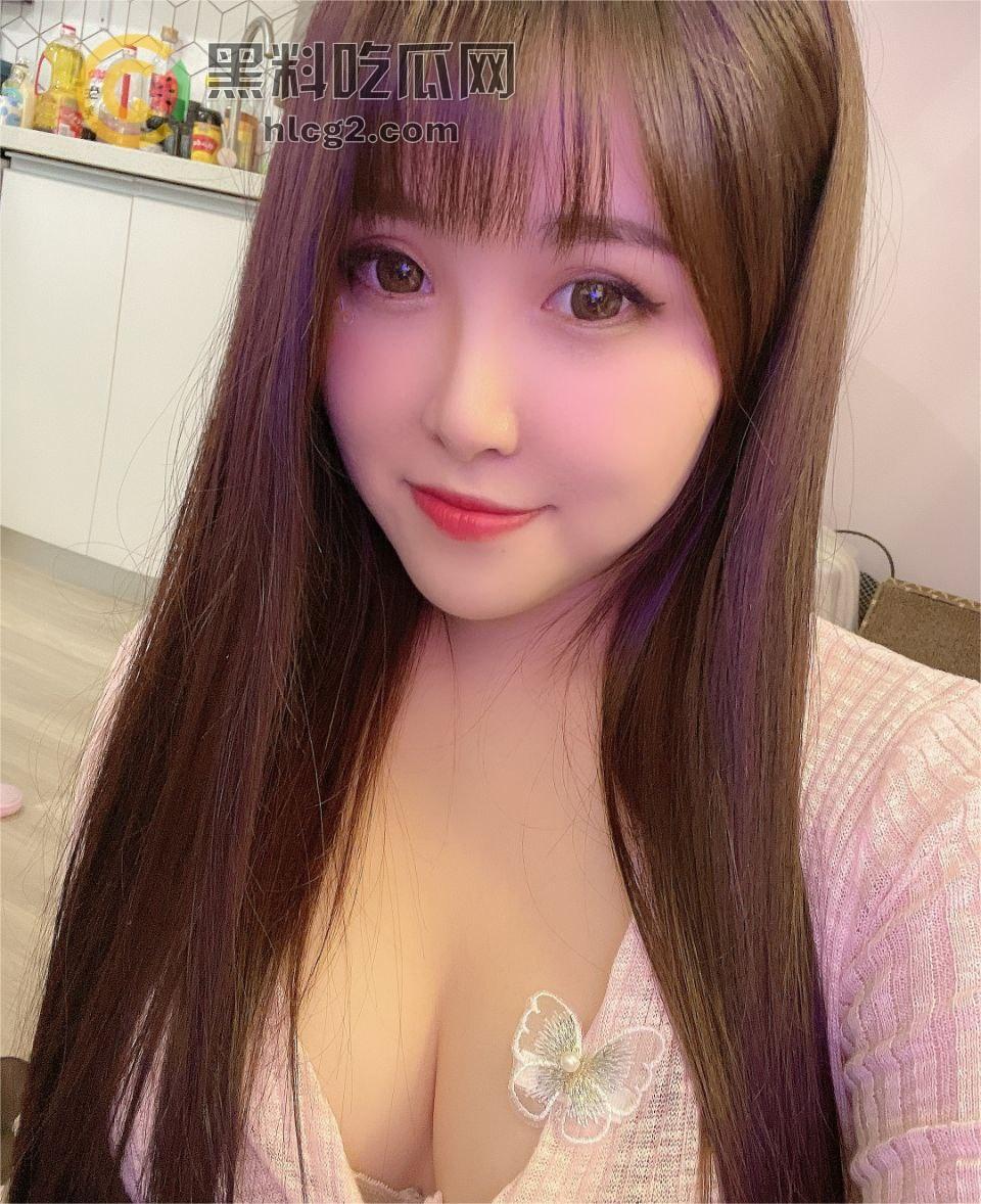 青岛巨乳少妇「李晓玲」老公远在海上，她的性感裸照让人喷鼻血！这对天生乳交圣体的诱惑太不可抗拒了-7