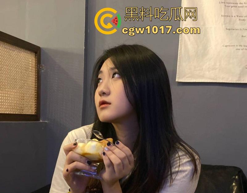 瓜友真实投稿曝光！西南昌豫章师范学院微胖前女友【张嘉雯】跳蛋震颤蜜穴淫水流淌，露脸后入猛操，这身材真有料！-10