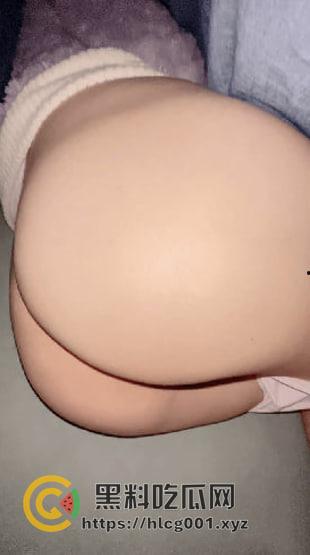 深夜钻到大姐被窝,把姐姐操无奈了，想拒绝这段乱伦史又无法抗拒-4