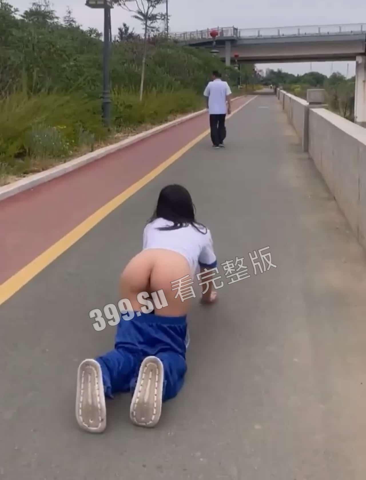 #吃瓜 郑州七中 女学生玩暴露被同学偷拍流出-5