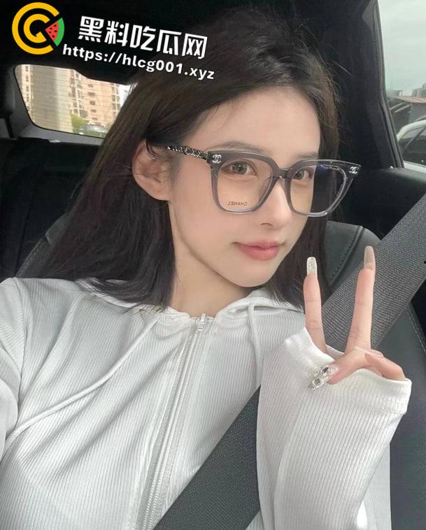 推特大神 专门开发学生诱骗小女孩从啪啪啪到多p 越玩越刺激 这次是外国语学院的小母狗-2