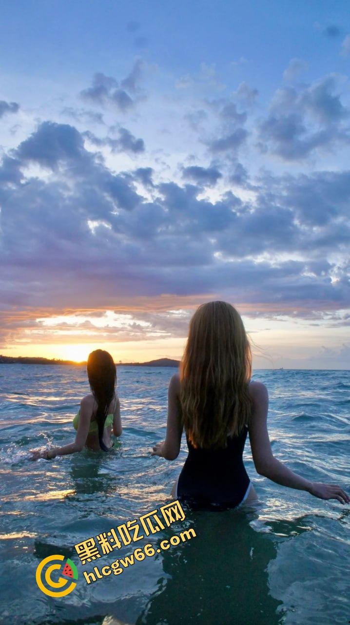 四川泸州双飞巅峰现场曝光,网红脸姐妹花主动献逼叠罗汉,一晚连干七次,猛男操疯成神!-5