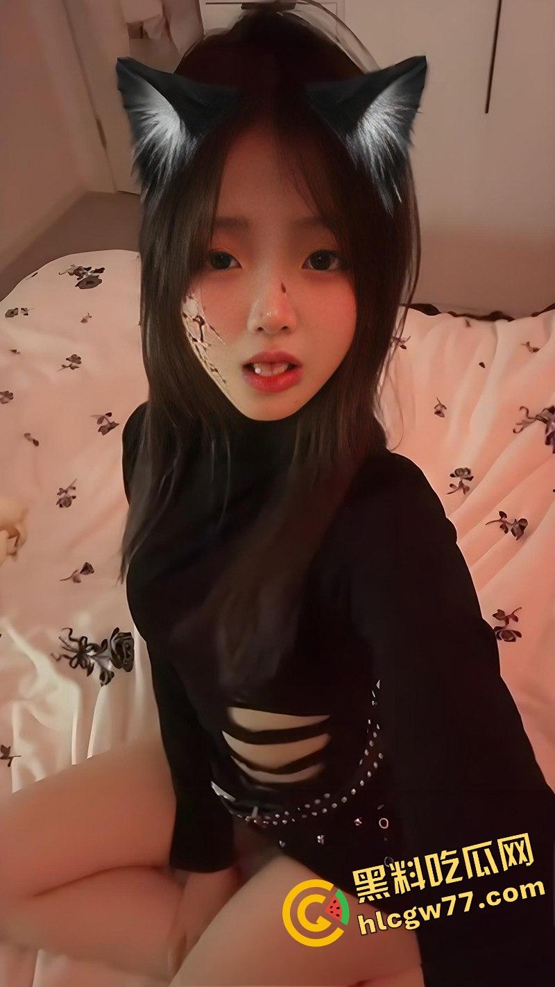 南京钟山技术学院大长腿母狗【杨和馨】174cm极品身材,背地里疯狂约炮绿了男友一脸!-9