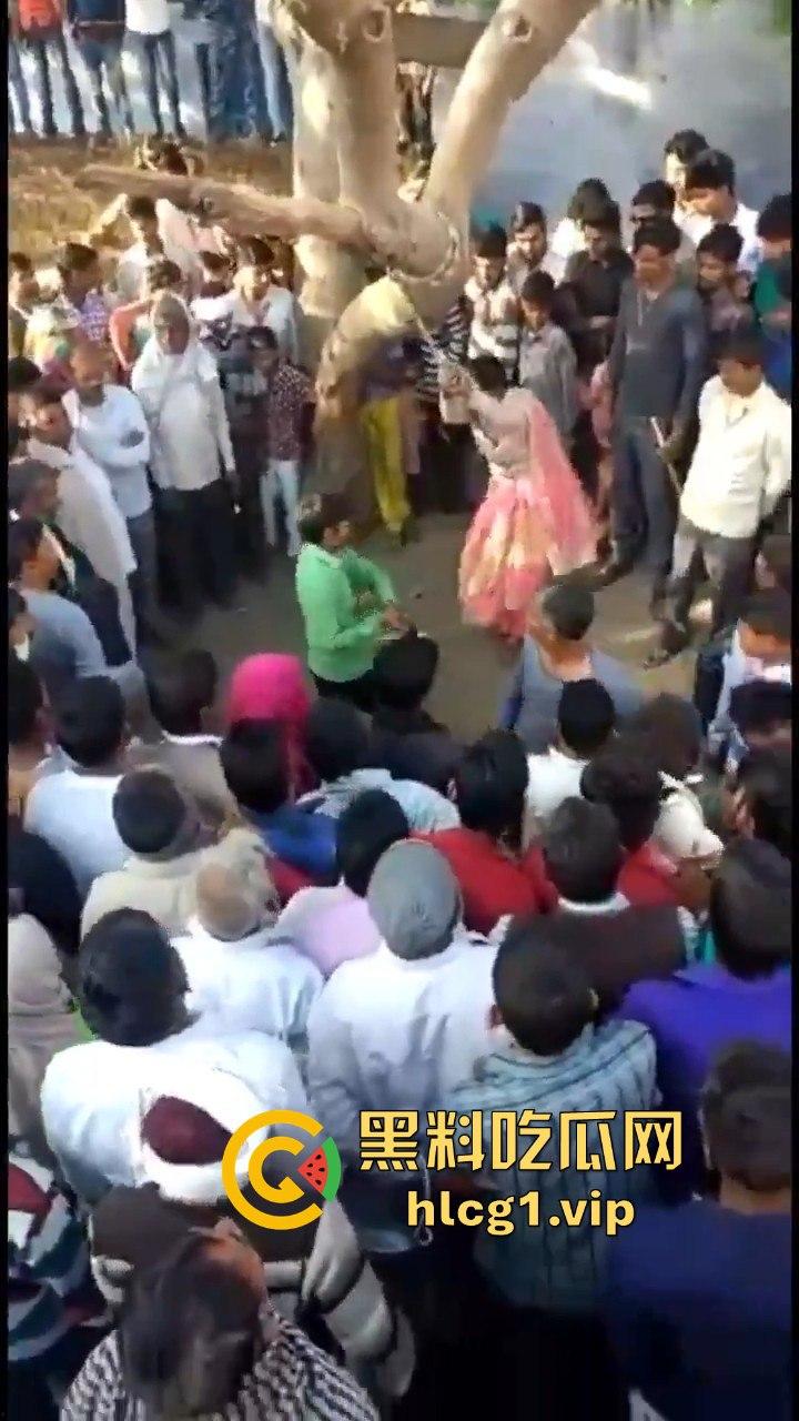 印度女性的惨痛命运！麻木不仁的社会中，阿三每天都有残忍女性事件在发生！-7