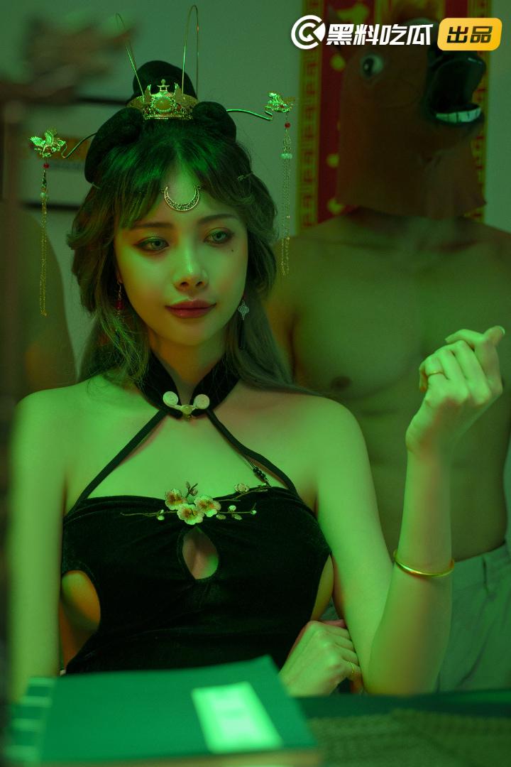 黑料吃瓜网出品-《大小S超时空重逢:多P鏖战淫乱地府》EP01-五一特播短剧!-5