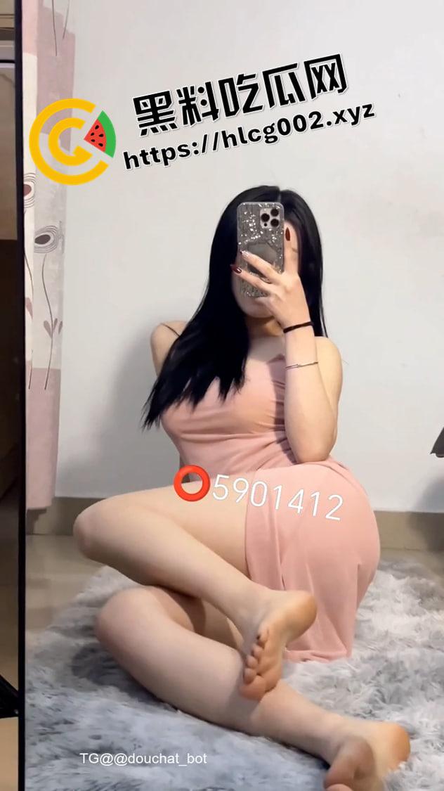 擦边网红【夏笙】微密圈流出被熟人贩卖造谣导致退圈  努力擦边的小姐姐有什么错呢 绝版资源大放送-11