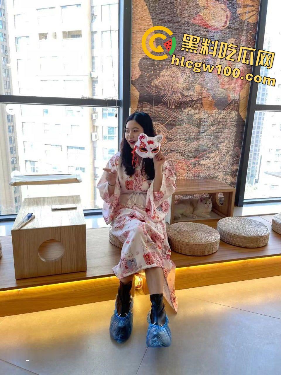 福建师范大学05反差母狗【李艳茹】，深爱制服喜欢被虐，阳具自慰淫水直留-19