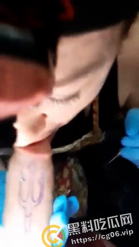 网上疯传真实 阴茎纹身 秘密过程 纹身师需要定时口交保证鸡鸡坚硬-3