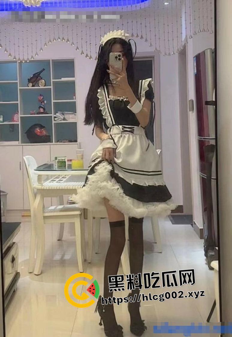 杭州外国语学院巨乳美女校花被包养 叫上好兄弟一起干  给好兄弟干到痿了都 现场淫荡画面流出-5