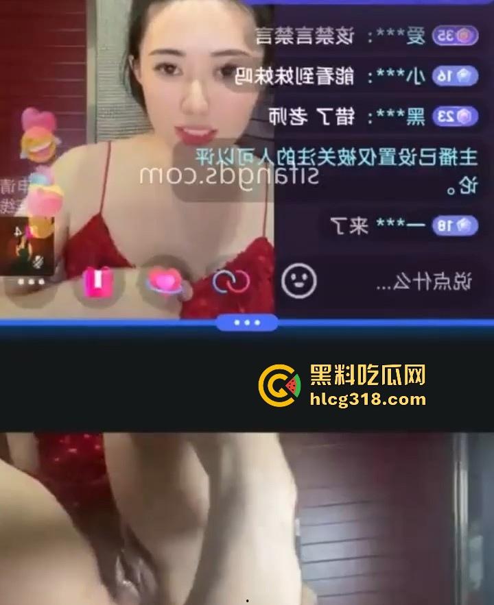 清纯女大抖音双视角直播，一侧面不改色与粉丝闲聊，一侧情趣炮机狂插粉穴，上演双面人生！-5