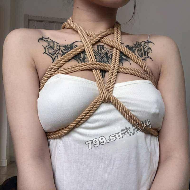 日系少女姬 还是个学生就卖肉体 被金主爸爸开发了三洞爆操菊花 叫声很骚听硬了-25