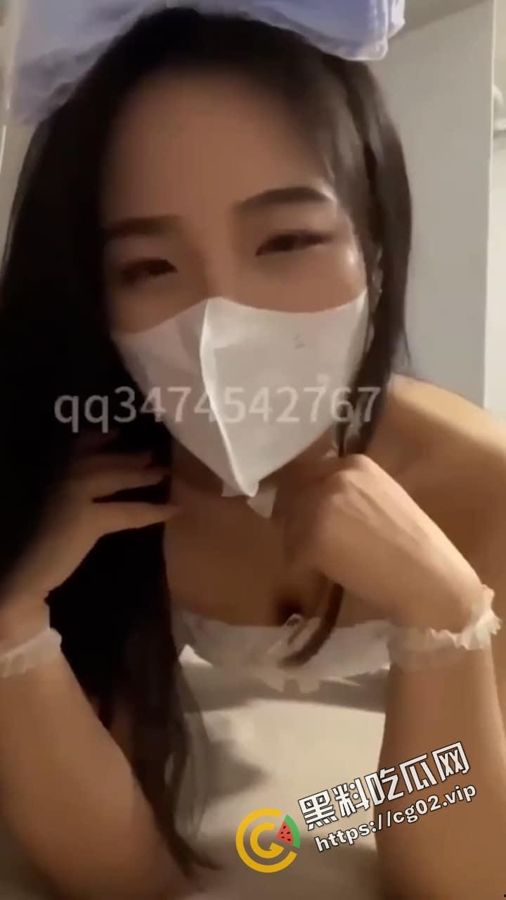 抖音 小团嫂 风韵骚妈 千元定制私拍福利合集 曹阿瞒狂喜！烧鸡别以为戴着口罩就认不出你-4