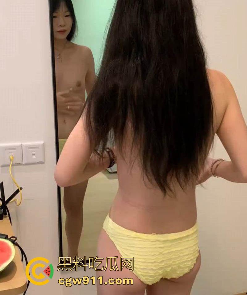 山西临汾职院【张文岚】前男友狠心泄露清纯学妹骚浪一面，粉嫩手指狂抠骚逼，只求巨屌狠狠满足！-5