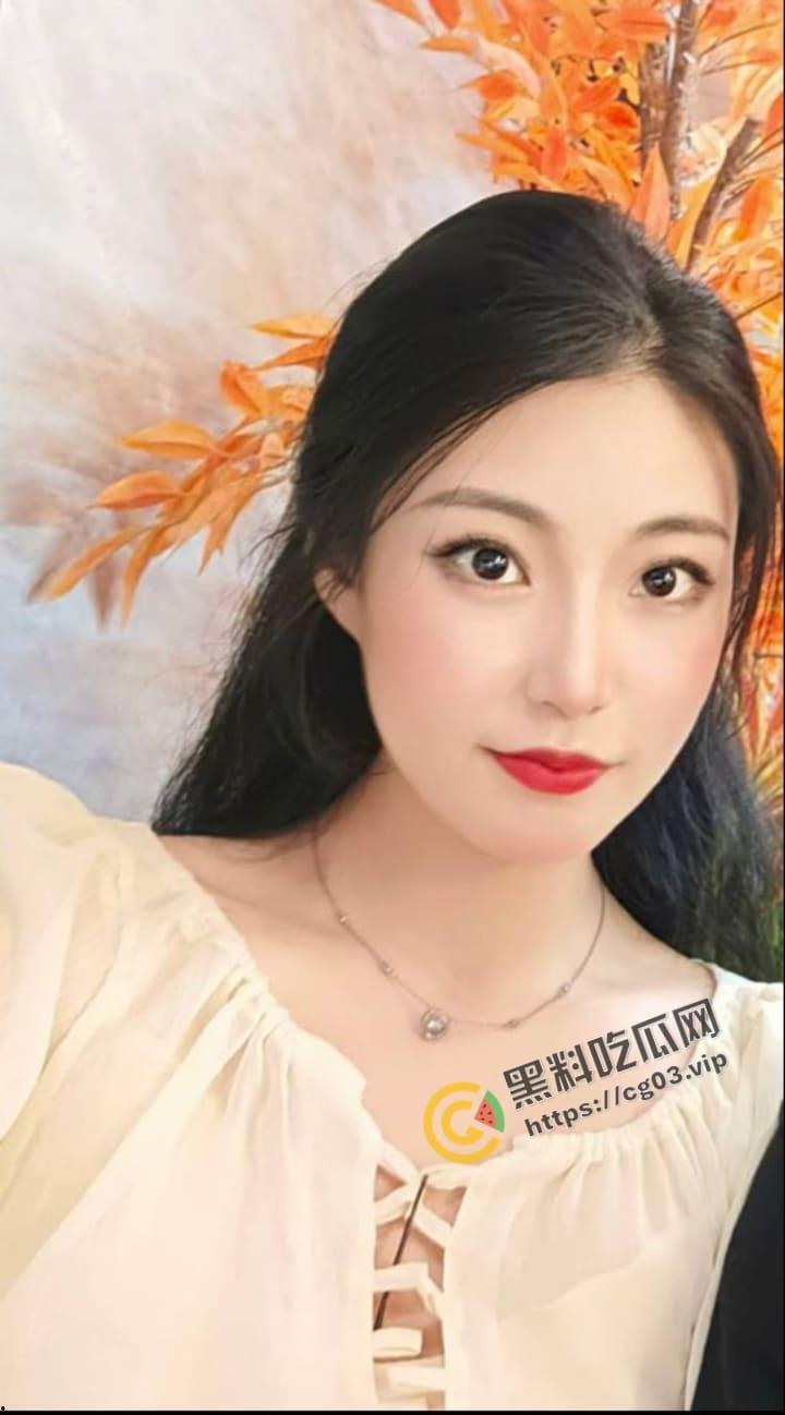 成都文理学院学姐 神似徐冬冬 被同校学弟 灌醉带到酒店一日游  早上清醒直接女上位开始摇摆-4