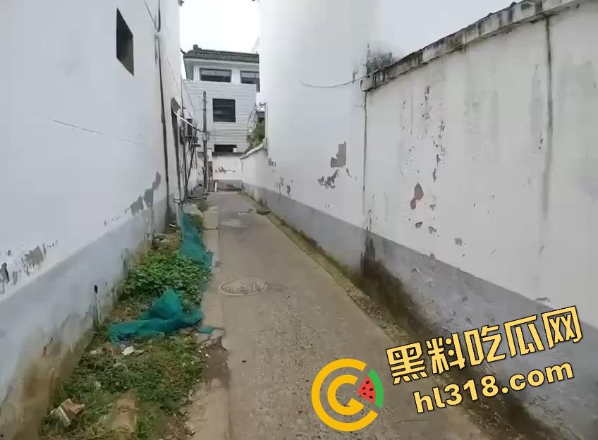 爱情小巷24小时快餐探店需谨慎，支付宝微信成证据链，早起的鸡才有巴吃，别吃个快餐人进去了！-1