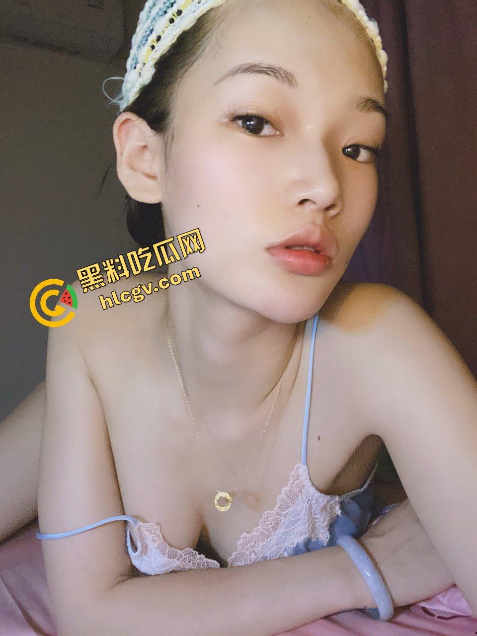 山西阳泉盂县反差小姐姐『高雅丽』黑中带粉的鲍鱼忒美 与男友酒店开房口爱！独家流出！-4