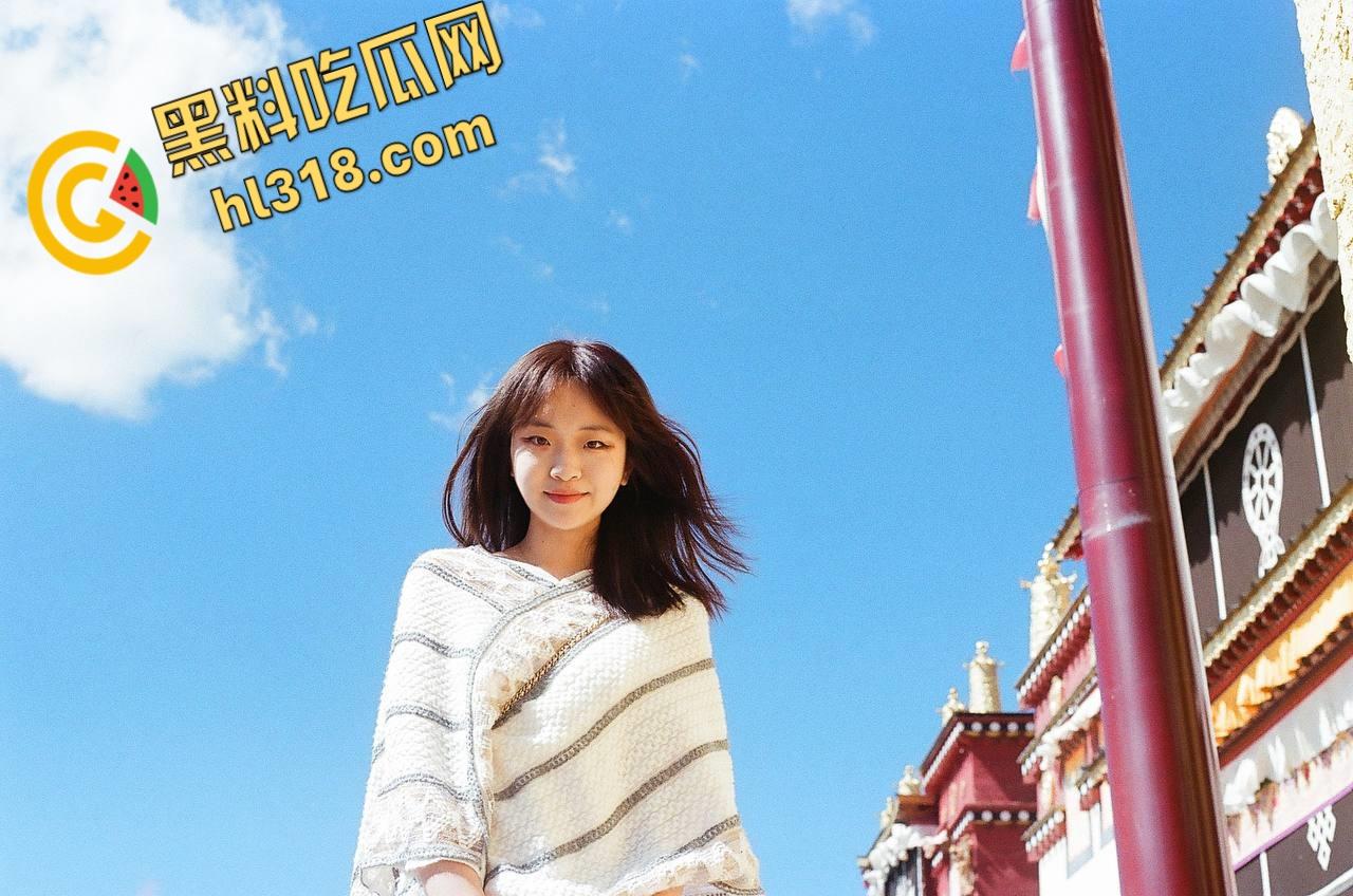 贵州遵义气质女友【王萍娟】，多次劈腿男友酒吧约炮，红色情趣睡衣无套后入，颜射口爆吞精泄愤 ！-2