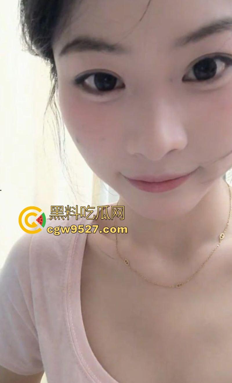 山东大学微胖尤物【李子奇】性爱视频曝光，高挑身材C杯黑丝，妖艳诱惑，淫乱生活震惊全网！-5