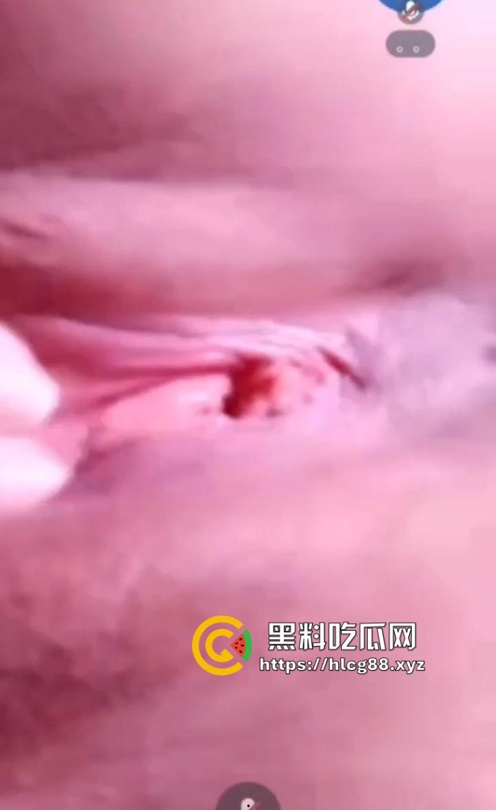 江苏无锡大奶骚妹『热欲』抖音连麦开撸，礼物一刷小粉逼随便看，急找长期鸡巴包养！-11