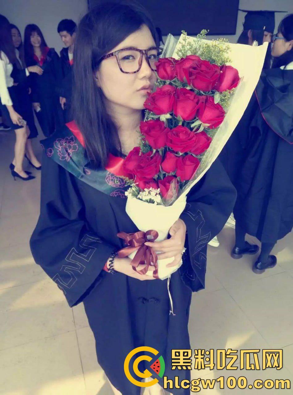 长春大学研究生母狗【张雨薇】，顶级K罩巨乳砸死人，抠烂裤裆粗大阳具抽插白虎骚穴，淫水超多-4