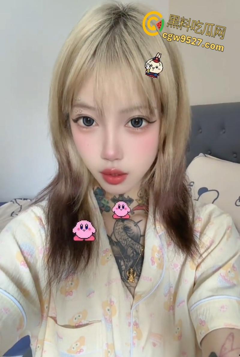 抖音网红精神小妹【无能巨婴】，线下约炮视频泄露，满背纹身滴蜡调教，楼梯站立后入猛操，真是骚到没边 !-4