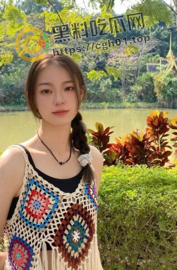 瓜友投稿！昆明理工电力工程学院反差母狗【何函晓】 喜欢扣自己的屁眼给陌生人看-4