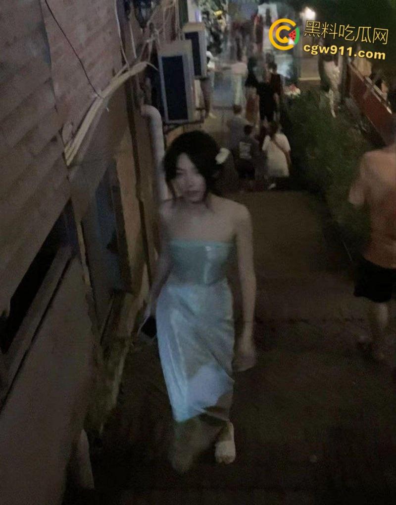 天津大高颜值系花【文佳怡】，酒店做爱视频曝光，骑脸强制口交，无毛骚穴一览无遗，无套爆操刺激十足！-5