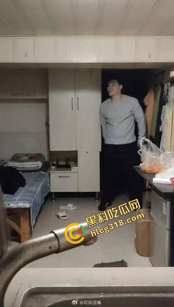 伪娘阿红逆天操作男装女扮钓直男,爆肏拍片一千部,敢约的全被玩废,号称伪娘界的终极掏蛋机!-11