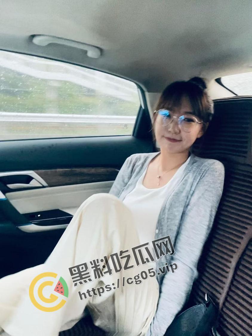 北京中关村小妹【关若琪】靠逼升职  公司大小主管都睡过 上司醒悟后将其曝光-4