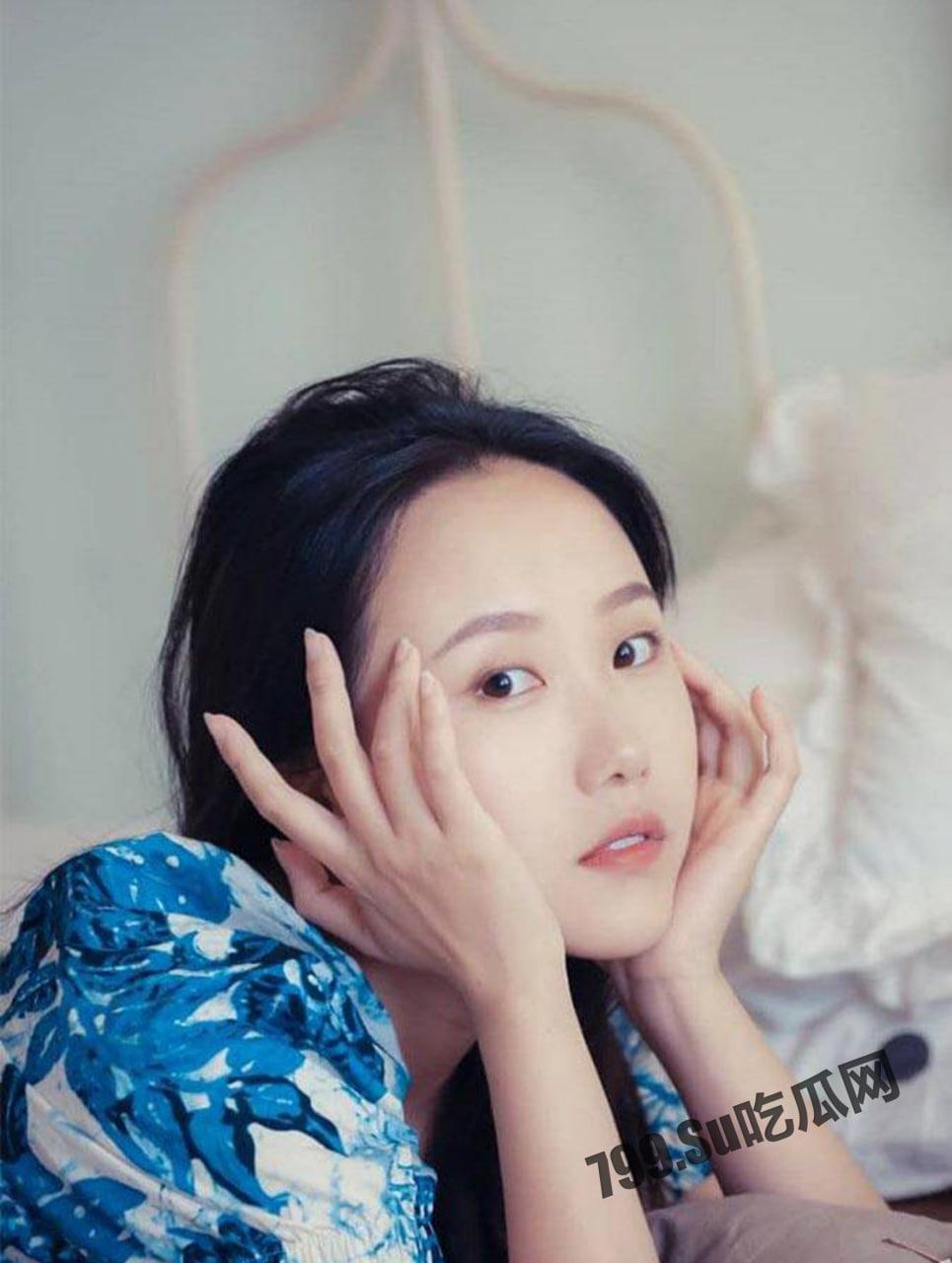 云盘泄密！超高颜值反差巨乳良家少妇 完美露脸与老公自拍啪啪视频泄漏 恬静的外表下隐藏着一颗淫荡的心-2