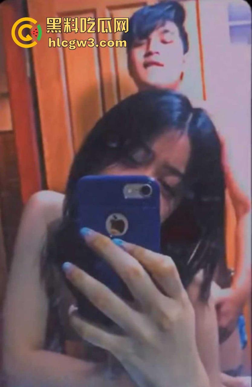 缅甸仰光高颜值网红【May_Yadanar】性爱视频疯传！一流口技和销魂姿态让人顶不住！-9