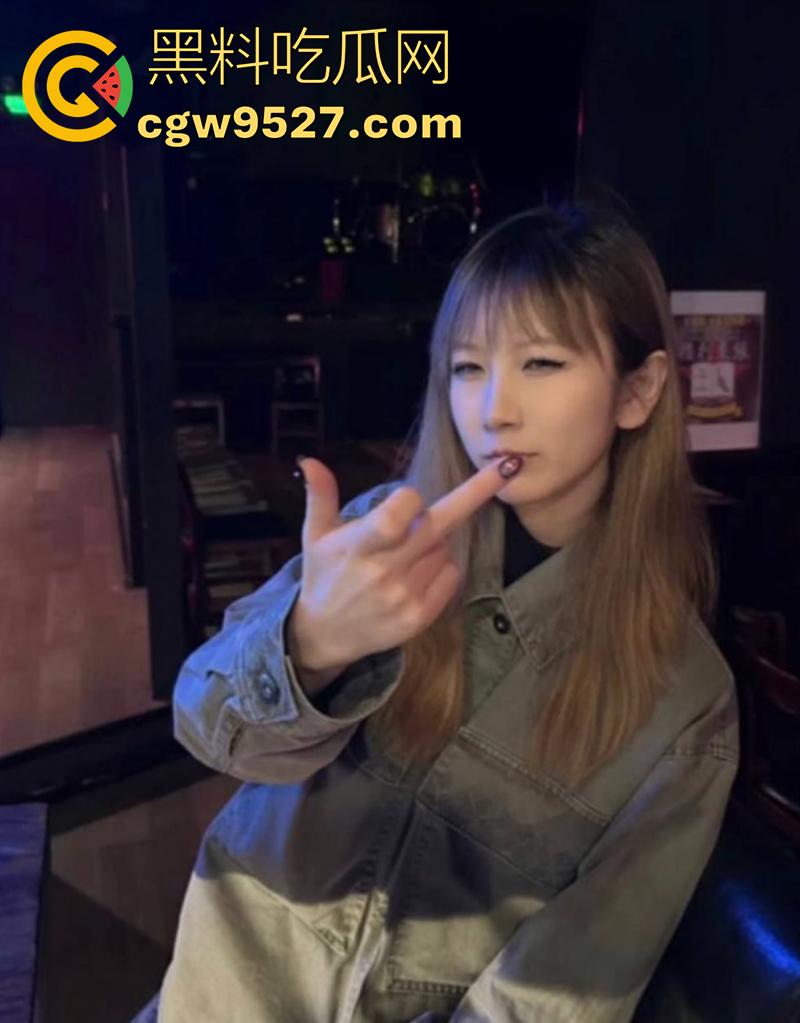 中国海洋大学【许真福】，高颜值大一嫩妹，被前男友曝光，粉嫩小穴饱满诱人，清纯骚妹让人心动不已！-2