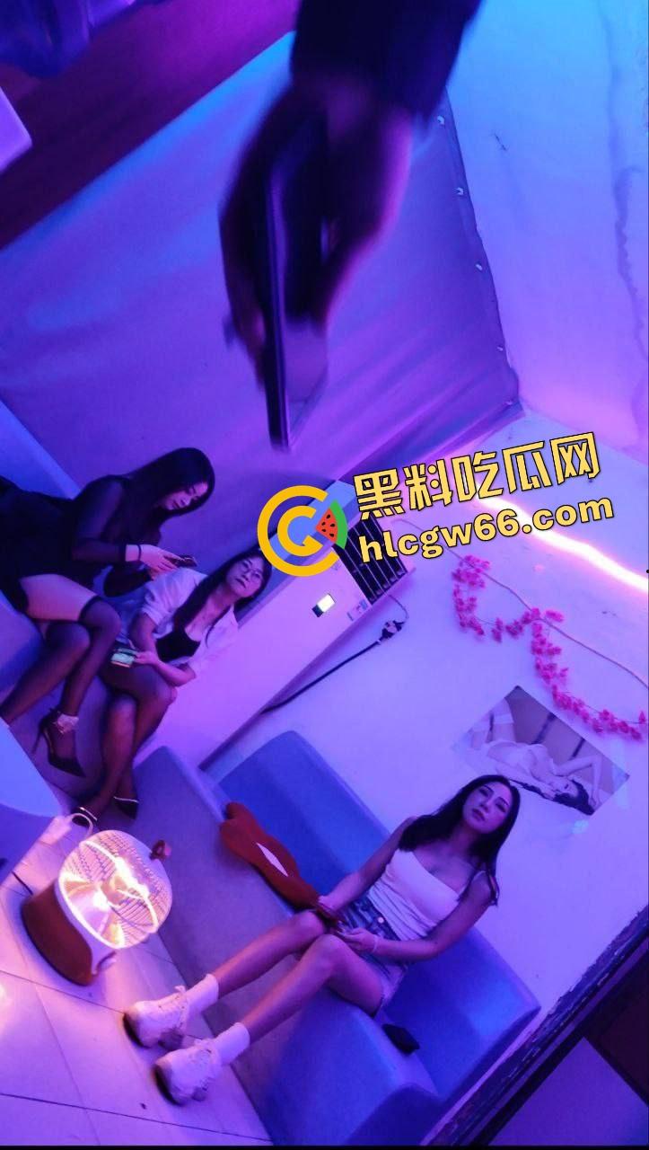 站街快餐热销中，高颜值精神小妹200元一炮，红牛续命600元连干三炮，外面抬价的都是傻X！-14