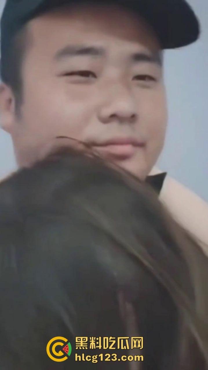 保安大哥白嫖醉酒白富美女业主 操逼实况视频曝光 高清插逼 淫水喷射-2