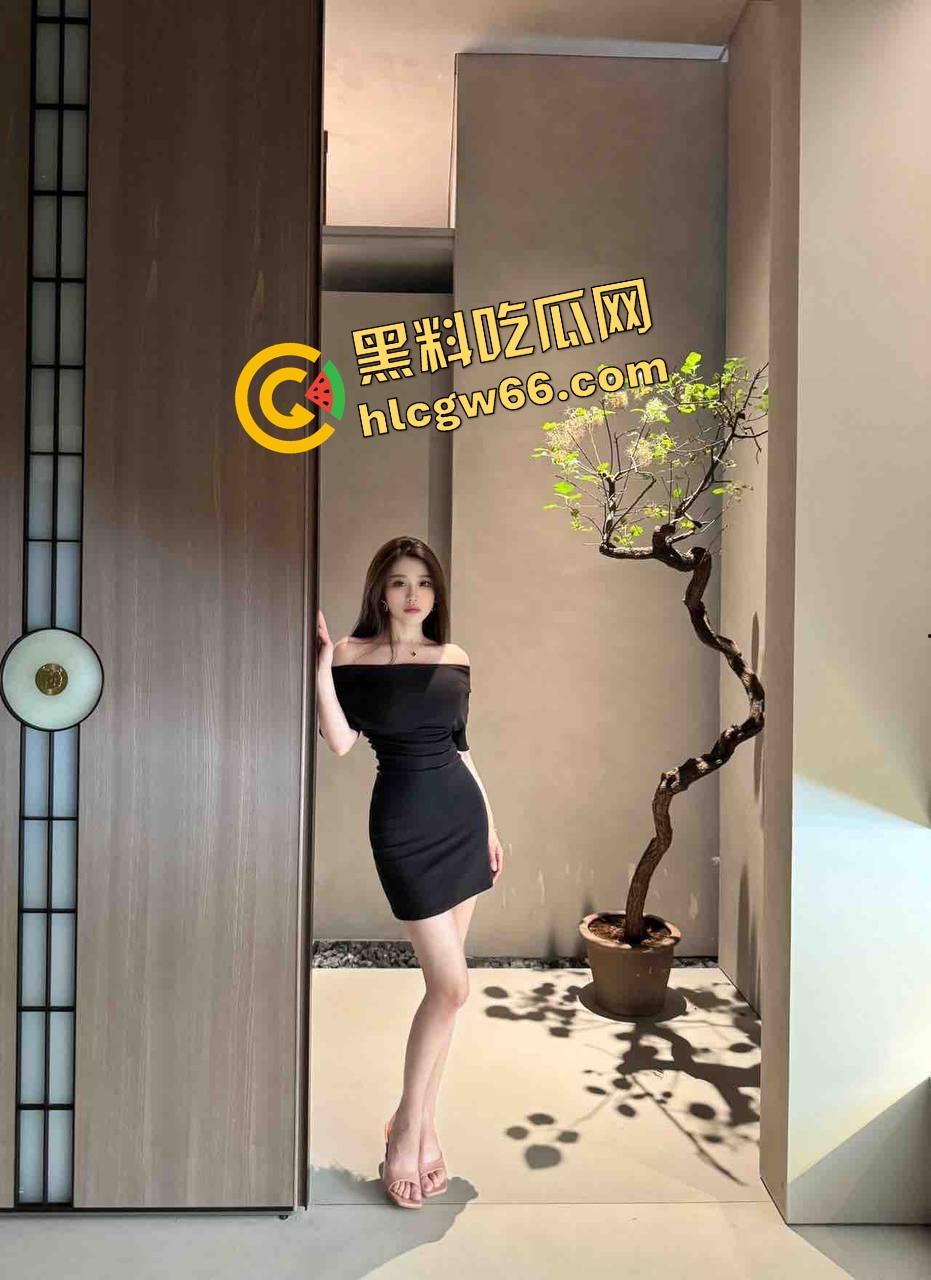 不怕女神骚，就怕女神会练腰，健身房女神『沐沐 』大奶水蛇腰操起来顶爆天花板，操起来腰比肉棒还灵活！-5