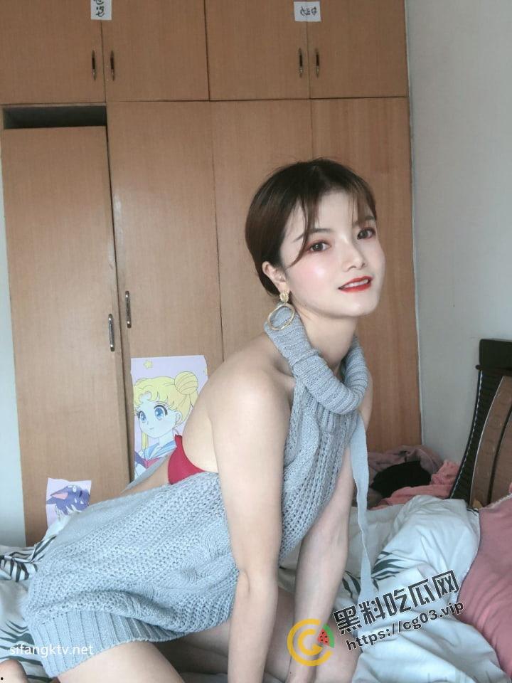 重庆反差婊【赵红艳】海量生活照+与同居男友性爱自拍流出 百度云泄密34P+6V-28